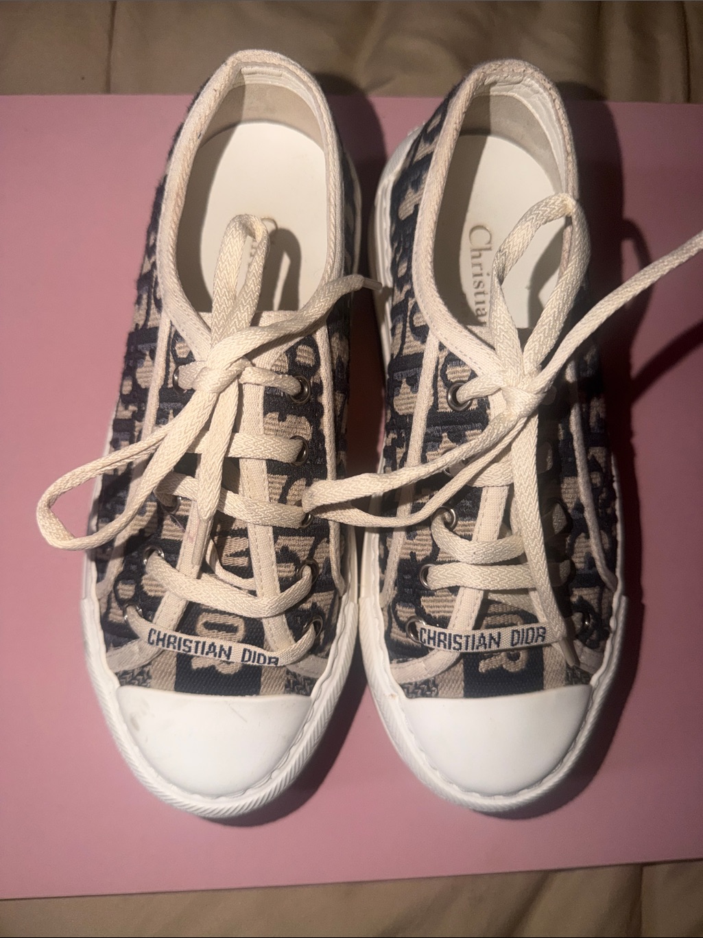 Dior Oblique Low-Top Sneakers In Navy And Cream